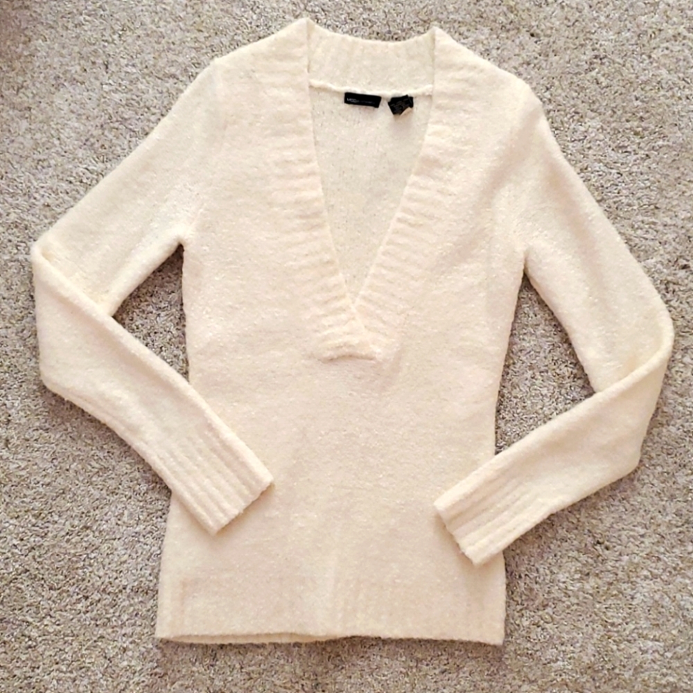 Deep v neck cream wool sweater